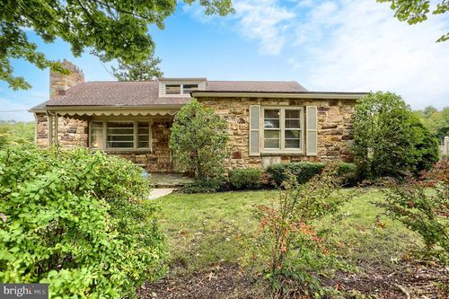 107 Valley Rd, ENOLA, PA, 17025-1644 | Card Image