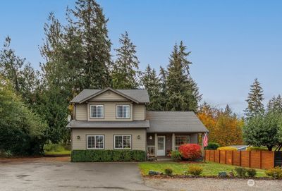 16305 Pleasant Beach Drive Se, House other with 3 bedrooms, 2 bathrooms and null parking in Yelm WA | Image 1