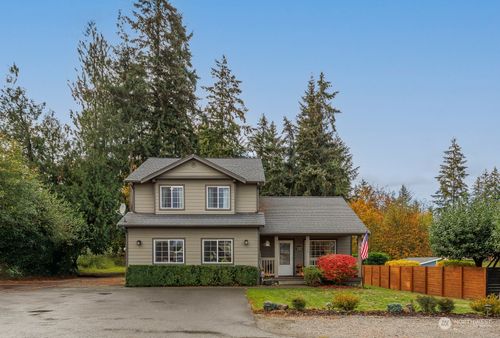 16305 Pleasant Beach Drive Se, Yelm, WA, 98597 | Card Image