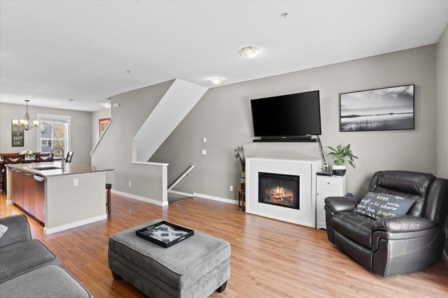 39 - 19572 Fraser Way, Townhouse with 2 bedrooms, 2 bathrooms and 2 parking in Pitt Meadows BC | Image 4