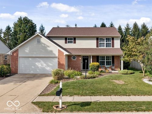 404 E Pine Ridge Dr, Westfield, IN, 46074-9031 | Card Image