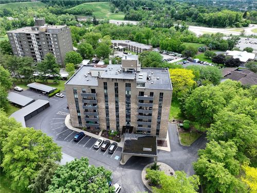 apt-2hr-820 E Beau St, Washington, PA, 15301-2908 | Card Image