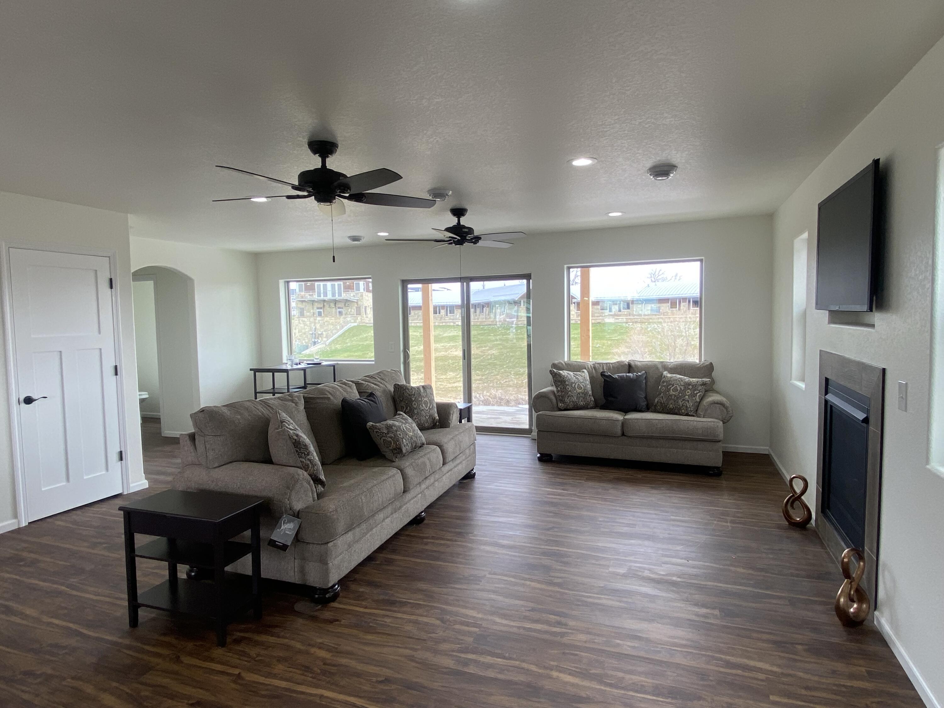 Residential in Sheridan 3