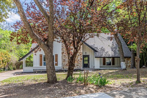 2631 Deep Hill Circle, Dallas, TX, 75233 | Card Image