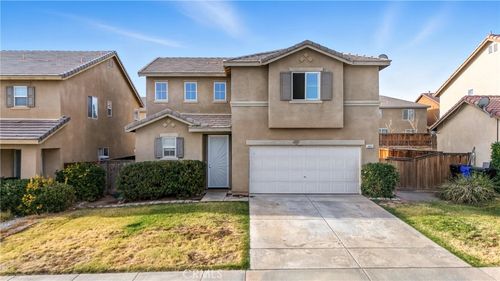 14031 Horseshoe Way, Victorville, CA, 92394-7568 | Card Image