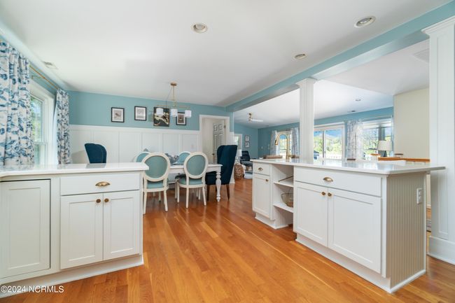 5 West Ct, House other with 6 bedrooms, 5 bathrooms and 1 parking in Pine Knoll Shores NC | Image 23