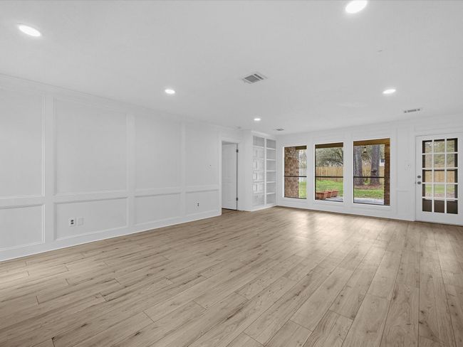 17627 Terrawren Ln, House other with 4 bedrooms, 3 bathrooms and 2 parking in Spring TX | Image 4