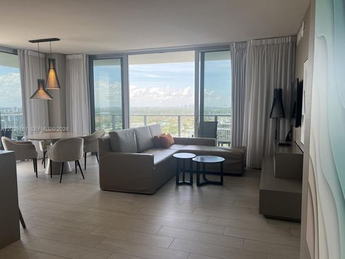 r2402-4010 S Ocean Dr, Hollywood, FL, 33019-3063 | Card Image