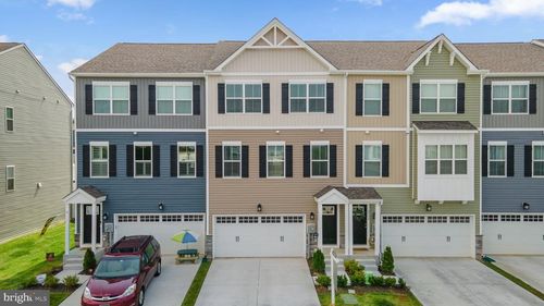 2753 Town View Cir, NEW WINDSOR, MD, 21776-8711 | Card Image