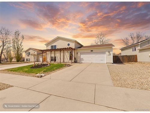 4017 Eagles Nest Dr, Evans, CO, 80620-9532 | Card Image
