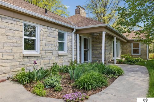 940 S Cotner Blvd, Lincoln, NE, 68510-4926 | Card Image