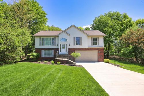 2568 Apple Valley Dr, Howard, OH, 43028-9684 | Card Image