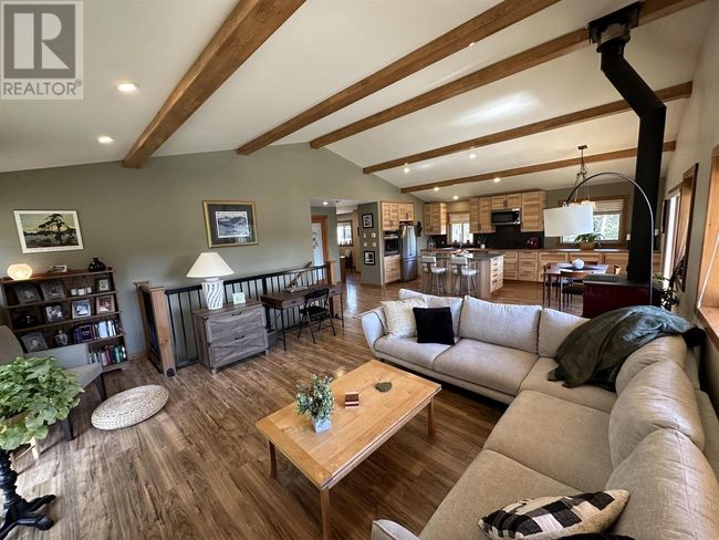 8396 Rainbow Country Road, House other with 3 bedrooms, 3 bathrooms and null parking in Bridge Lake BC | Image 22