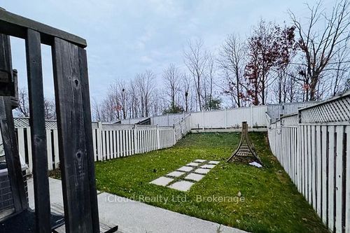 3362 Angel Pass Dr, Mississauga, ON, L5M7K5 | Card Image