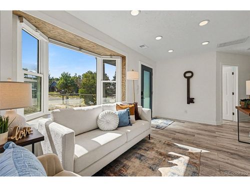 1720 Jay St, Lakewood, CO, 80214-1518 | Card Image