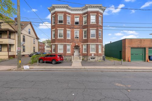 18 S Whitney St, Hartford, CT, 06106-1085 | Card Image