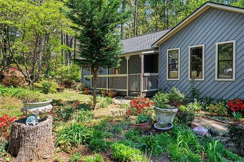 5088 Ravenwood Dr, Marietta, GA, 30066-1334 | Card Image