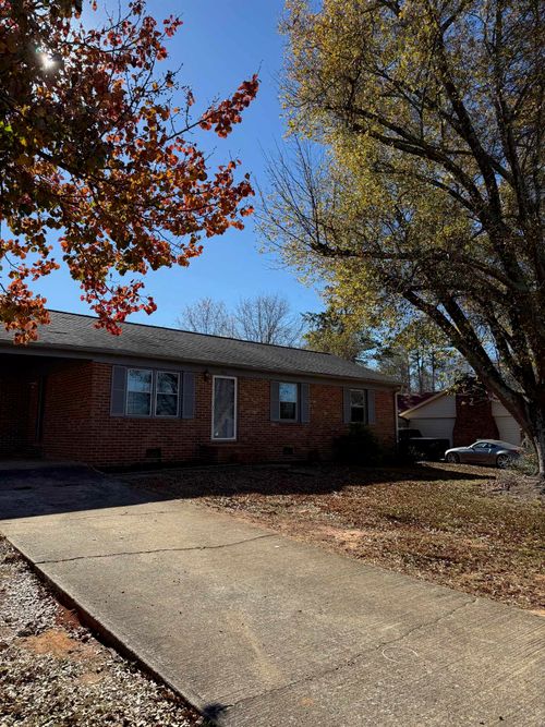 1416 Wilkinsville Hwy, Gaffney, SC, 29340-6743 | Card Image