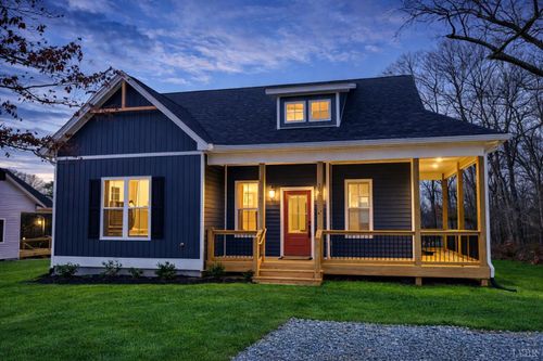 194 Triple Oak Cir, Madison Heights, VA, 24572-2457 | Card Image