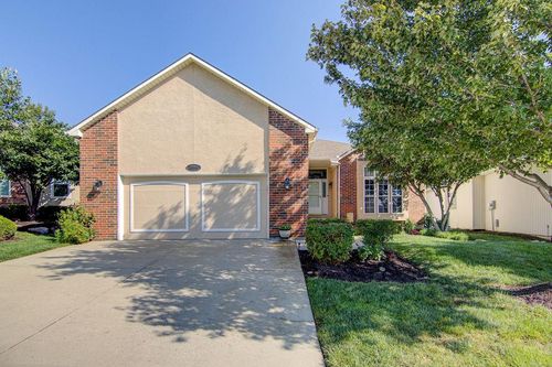 21946 W 119th Ter, Olathe, KS, 66061-5668 | Card Image