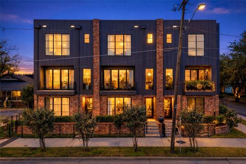 unit-102-737 N Zang Blvd, Dallas, TX, 75208-4368 | Card Image