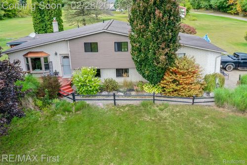 456 Loris Ln, Oxford, MI, 48371-3940 | Card Image