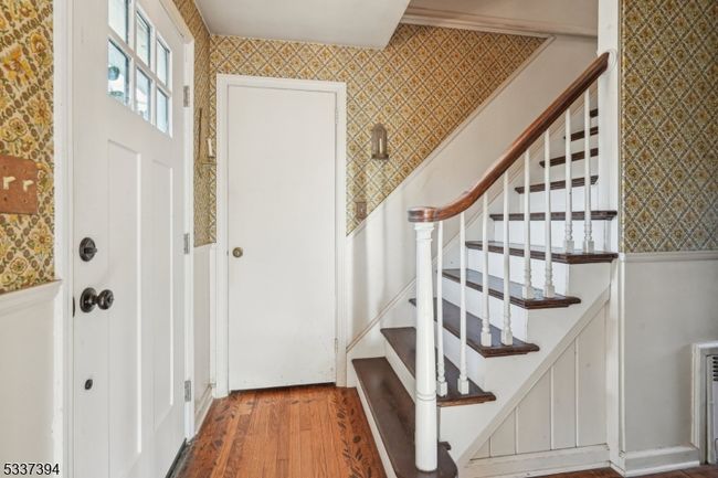 17 E Main St, House other with 4 bedrooms, 2 bathrooms and null parking in Mendham Twp NJ | Image 4