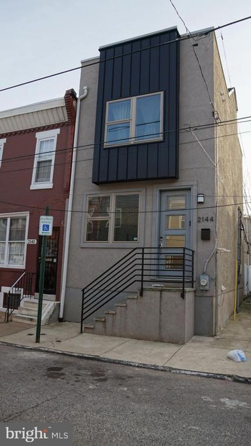 2144 Fernon St, PHILADELPHIA, PA, 19145-1303 | Card Image