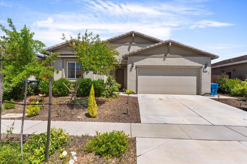 783 Shastina Way, Olivehurst, CA, 95961-1008 | Card Image