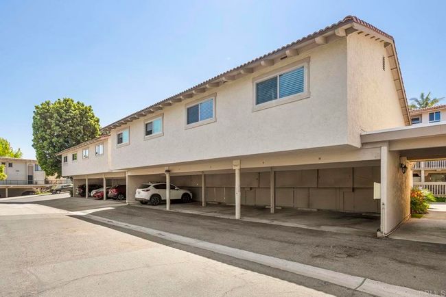 UNIT-13 - 2352 Altisma Way, Condo with 2 bedrooms, 2 bathrooms and 2 parking in Carlsbad CA | Image 26