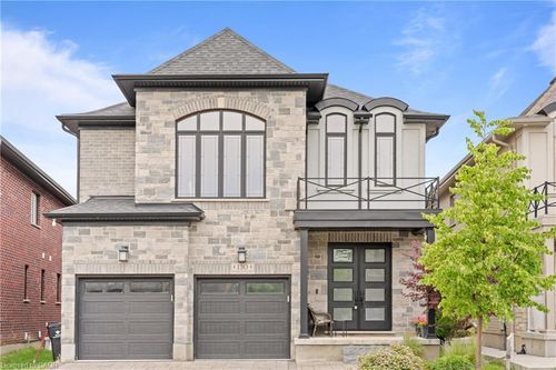 130 Pondcliffe Dr, Kitchener, ON, N2R0M4 | Card Image