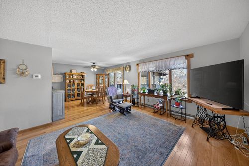 133 Kingswood Dr, Red Wing, MN, 55066-1401 | Card Image