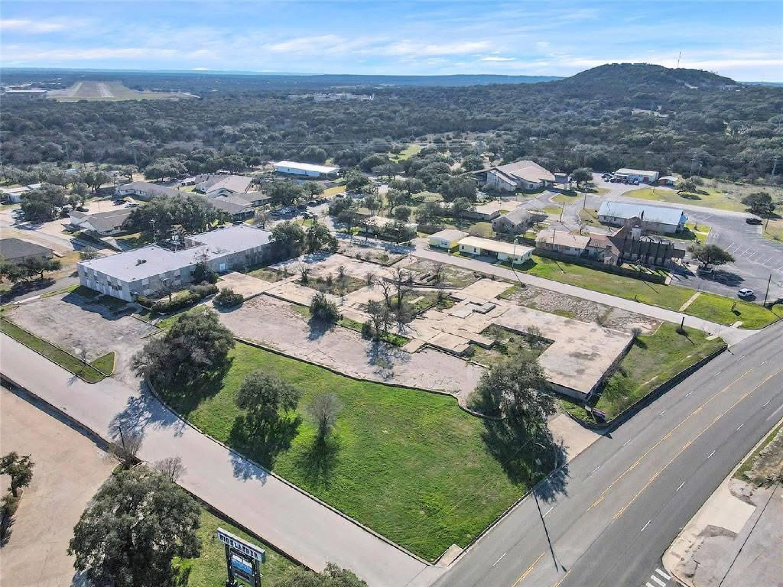 Commercial Sale in Burnet
