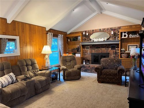 111 Samphill St, Lawson, MO, 64062-9329 | Card Image