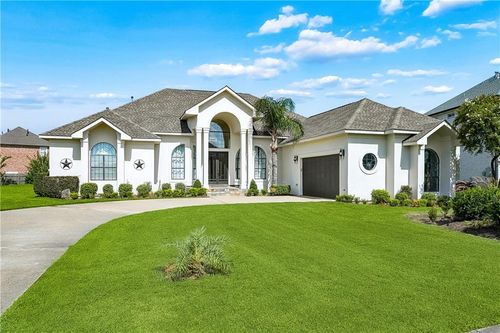6230 Eastover Dr, New Orleans, LA, 70128-3618 | Card Image