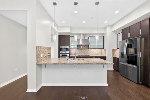 21 Gramercy, Irvine, CA, 92612-0008 | Card Image