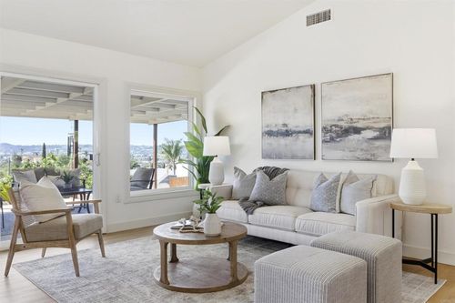 10741 Len St, Santee, CA, 92071-5036 | Card Image