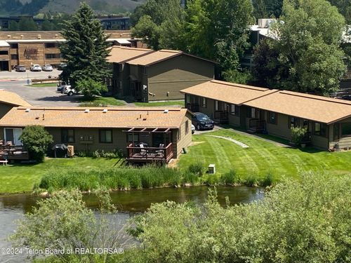 b-375 N Glenwood St, Jackson, WY, 83001-8265 | Card Image