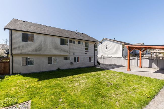 35449 Calgary Avenue, House other with 4 bedrooms, 3 bathrooms and 6 parking in Abbotsford BC | Image 37