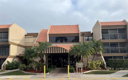 308-240 Lakeview Dr, Weston, FL, 33326-1043 | Card Image