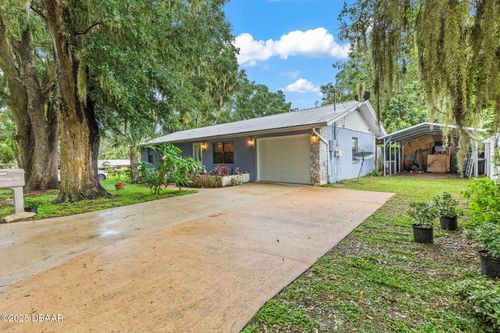 535 S Prospect St, Crescent City, FL, 32112-2822 | Card Image