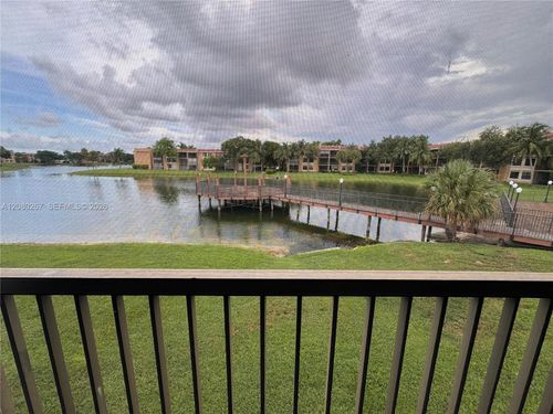 201-5613 Coral Lake Dr, Margate, FL, 33063-5869 | Card Image
