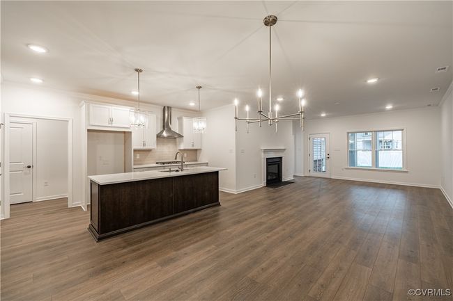 Photo from Boone Homes Gallery; photo of similar home, not home for sale; upgrades shown | Image 6