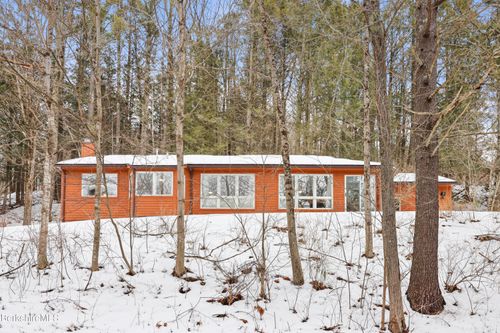 40 Prospect Hill Rd, Stockbridge, MA, 01262-9715 | Card Image