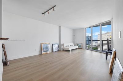 3702 - 335 S Biscayne Blvd, Condo with 1 bedrooms, 1 bathrooms and null parking in Miami FL | Image 3