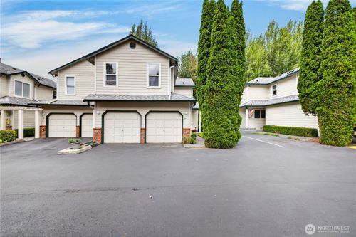 m4-1131 115th St Sw, Everett, WA, 98204-7889 | Card Image
