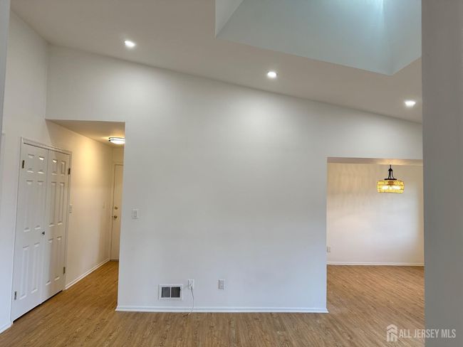 C - 299 Alpine Way, Townhouse with 2 bedrooms, 2 bathrooms and null parking in Woodbridge NJ | Image 5