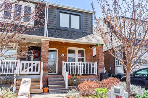 41 Barrington Ave, Toronto, ON, M4C4Y6 | Card Image