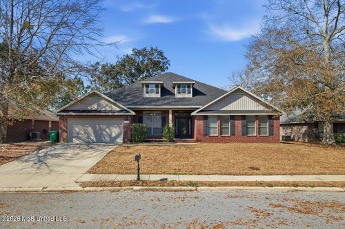 125 Brackish Pl, Ocean Springs, MS, 39564-3220 | Card Image