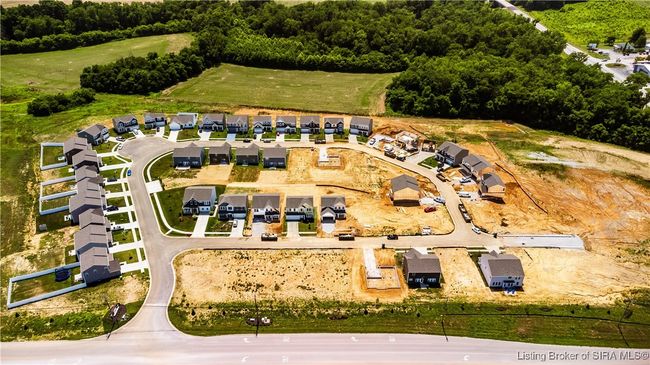 8229 Crescent Cv, Home with 4 bedrooms, 3 bathrooms and null parking in Charlestown IN | Image 11